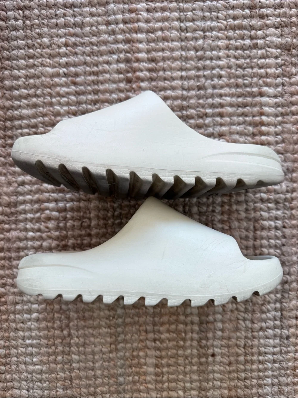 Yeezy adidas slide
